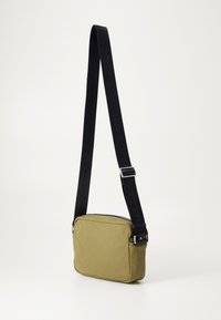 Karl Lagerfeld Jeans UTILITY STRING  - Torba preko tijela - mosstone