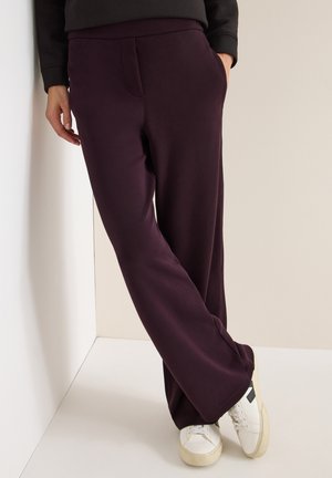 SOFTE MIT GALLOSTREIFEN - Pantalon classique - rot