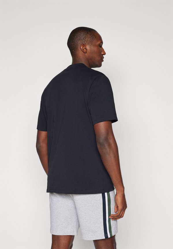 CENTRE MOCK NECK - Basic T-shirt3