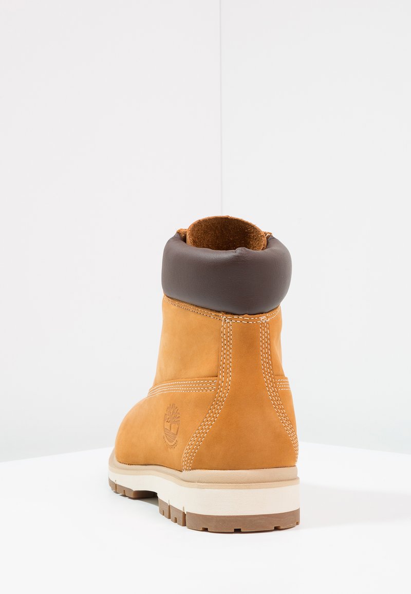 Timberland RADFORD 6 IN BOOT WP - Šněrovací kotníkové boty - wheat
