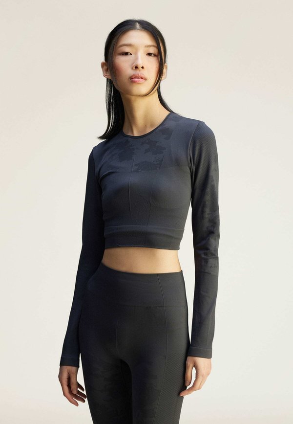 Long sleeved top - carbon