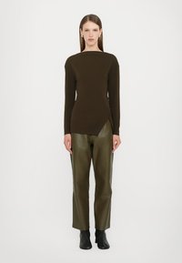 CLOSED SLIT LONGSLEEVE - Pikkade varrukatega topp - marsh green