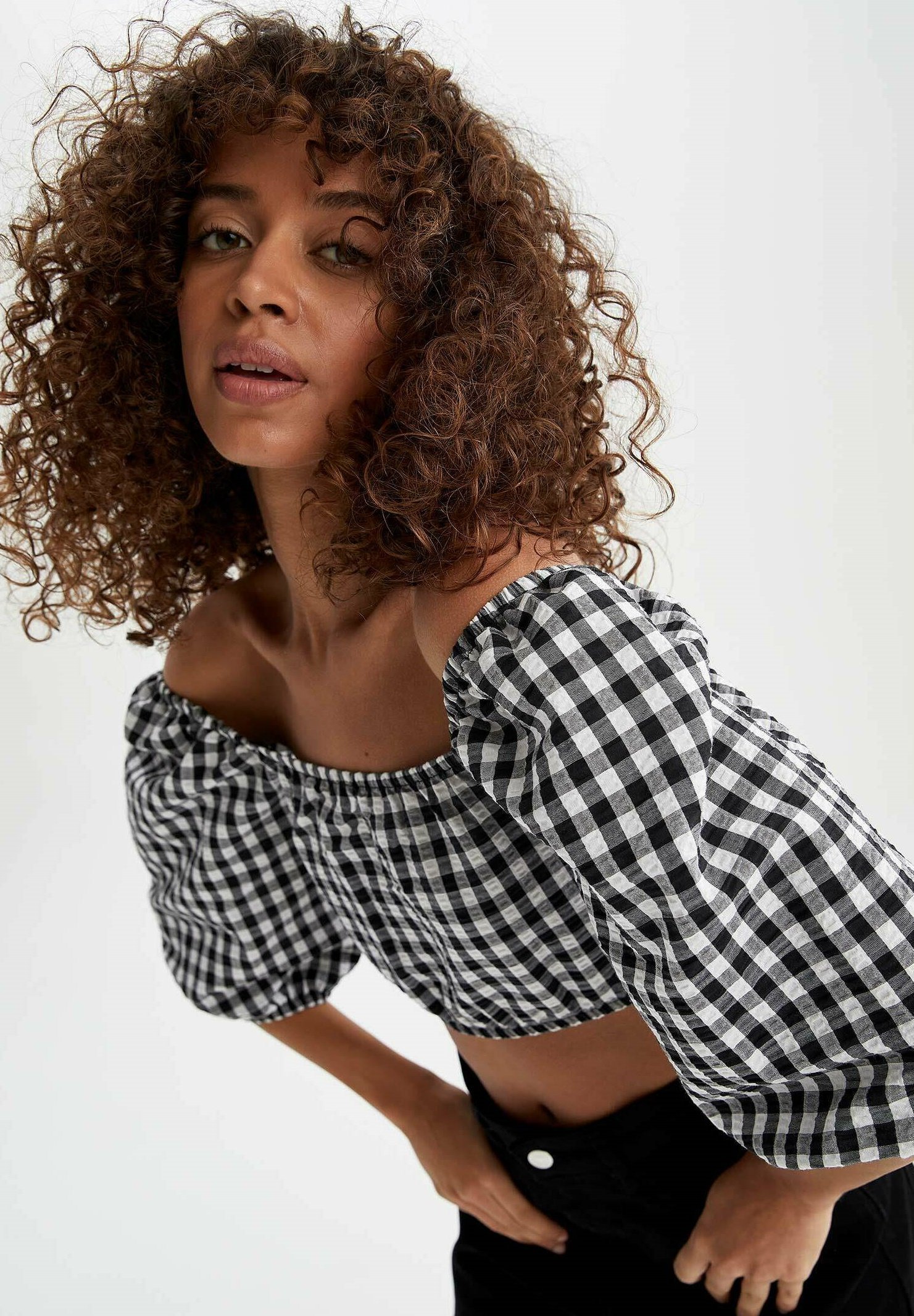 Donna Camicetta Donna Camicetta
