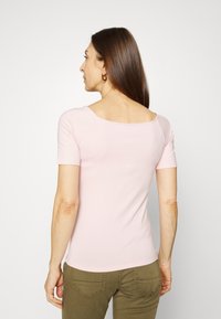 Modström TANSY - T-shirt básica - bella rose
