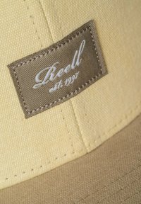 Unselected, hemp ash