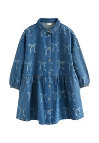 Jeanskleid mit knöpfbarem Vorderteil, Kragen, langen Ärmeln und weit schwingendem Saum, verziert mit weißen Schleifenmustern und silbernen Akzenten.