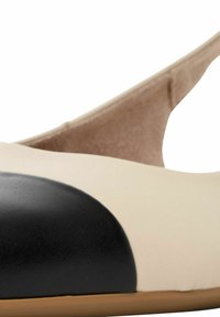 Tamaris Decolleté - ivory lea comb