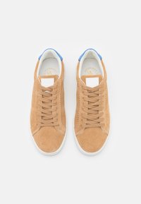 Scotch & Soda PLAKKA - Treniņu apavi - sand/blue