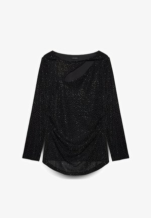 Top nero a maniche lunghe, con un design drappeggiato, pagliuzze metalliche dorate e scollo curvo con un dettaglio distintivo a taglio.