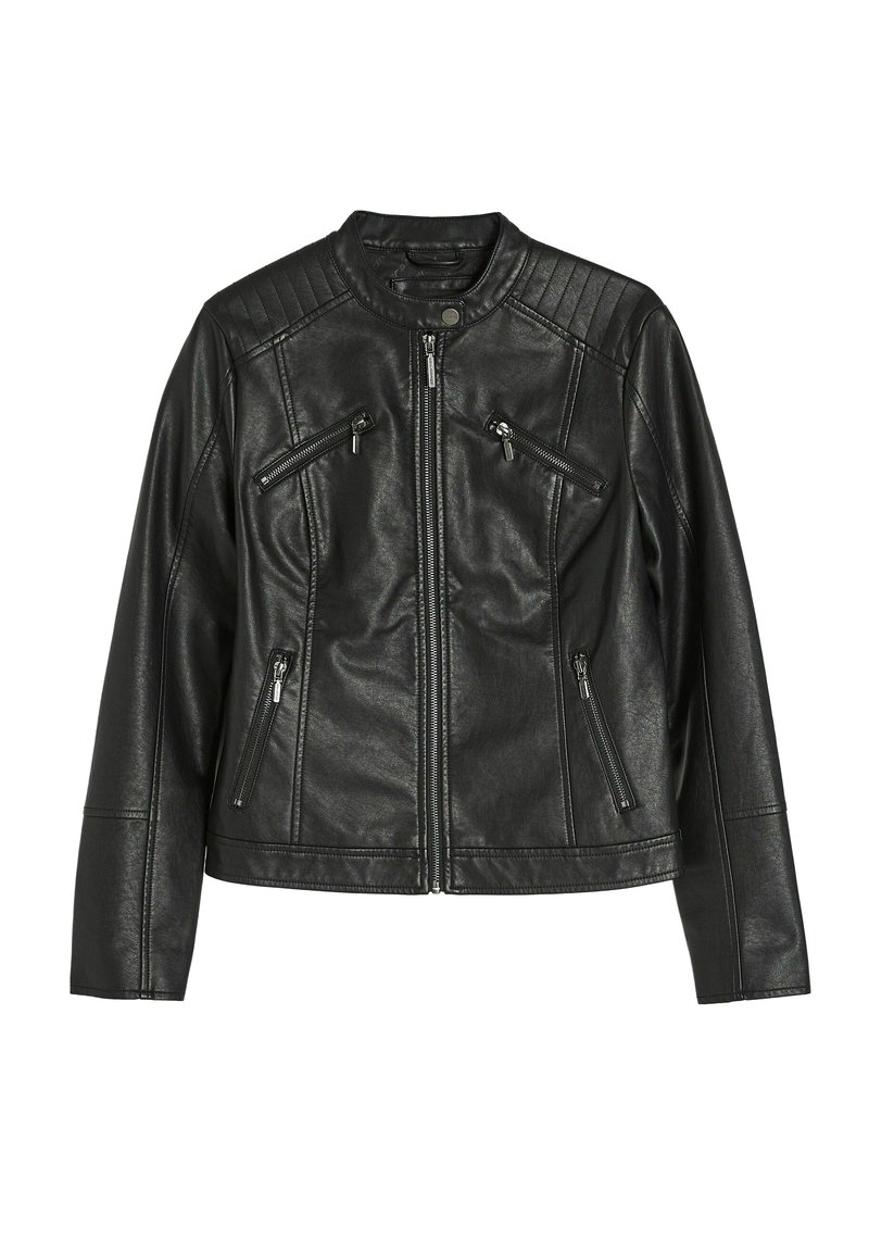 Czarna skórzana kurtka z zamkiem błyskawicznym, z pikowanymi detalami na ramionach i trzema kieszeniami zapinanymi na zamek z przodu. Klasyczny krój.