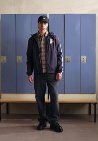 adidas Performance REAL MADRID SZN WB - Verryttelytakki - aurora black