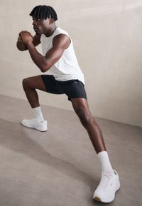 ICANIWILL ENDURANCE TANK MEN - Topp - white