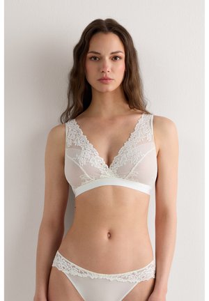 Intimissimi, PRETTY FLOWERS - Triangel BH - white denim