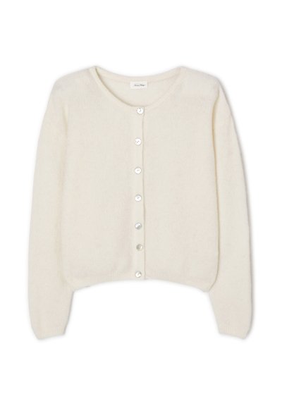 Cardigan en maille douce de couleur crème avec manches longues et sept boutons à l'avant, doté d'un col rond, de poignets et d'un ourlet côtelés.