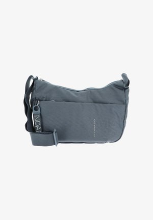 Borsa a spalla grigia con texture, chiusura a zip, tracolla regolabile e tasca frontale. Presenta un dettaglio con logo sul lato.