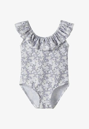 Maillot de bain une pièce pour filles avec motif floral violet et encolure épaules dénudées à volants sur fond blanc.
