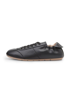 ELASTICIZZATA - Stringate sportive - nero