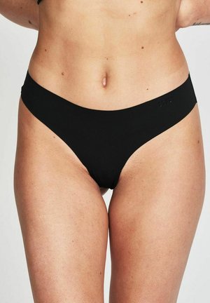 Zwarte stringonderbroek van een gladde, elastische stof. Heeft een minimalistisch ontwerp en een lage tailleband met subtiele branding.