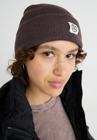 ICON BEANIE KEY - Căciulă - raisin