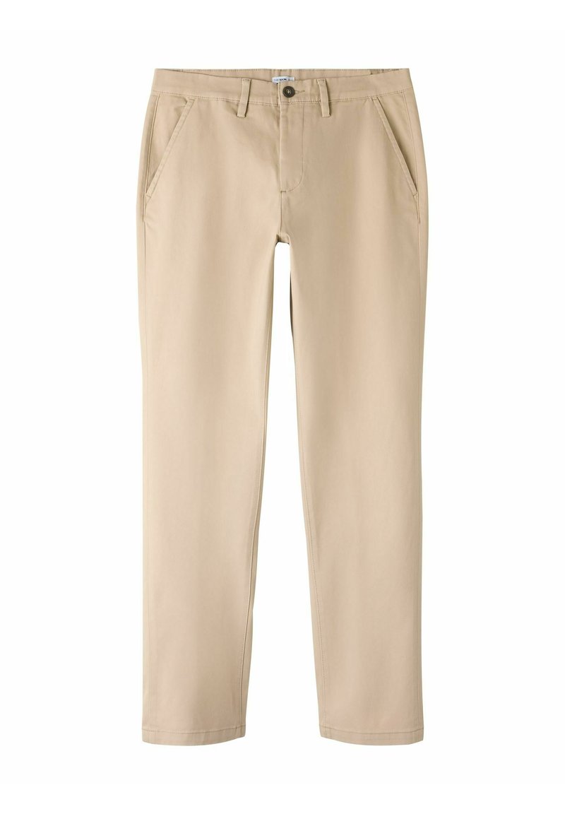 Pantalons beiges à jambe droite avec poches avant, passants de ceinture et fermeture à bouton à la taille sur un fond blanc.