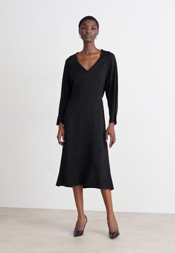 DIESHA - Jersey dress4