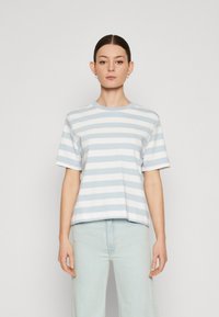Selected Femme SLFESSENTIAL TEE - Apdrukāts T-krekls - light blue