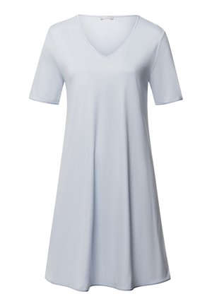 Hellblaues Baumwollkleid mit V-Ausschnitt, kurzen Ärmeln und A-Linie Silhouette. Weiche Textur mit glattem Finish und ohne sichtbare Muster.