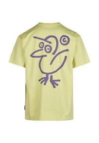 Kurzärmliges T-Shirt aus hellgelbem Baumwollstoff mit einem großen lila Cartoon-Vogeldesign auf der Rückseite, mit einfachen Linien und Details.