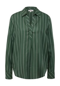 Blouse verte à manches longues avec des rayures verticales blanches, un col, deux boutons sur la poitrine et de larges poignets.
