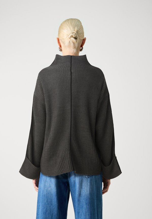 VIVIGGA CONTRAST - Jumper3