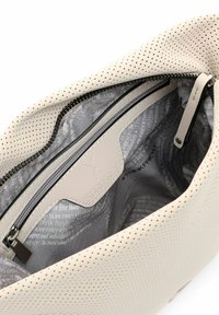 SURI FREY UMHÄNGE ROMY BASIC - Borsa a tracolla - cream