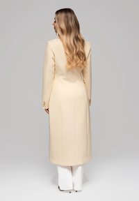 Ombre Cappotto classico - off white