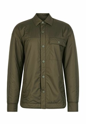 Długa zielona pikowana kurtka z długim rękawem, zapięcie na guziki, spiczasty kołnierz oraz pojedyncza klapka na kieszeni piersiowej.