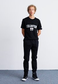 Champion Rochester - T-shirt z nadrukiem