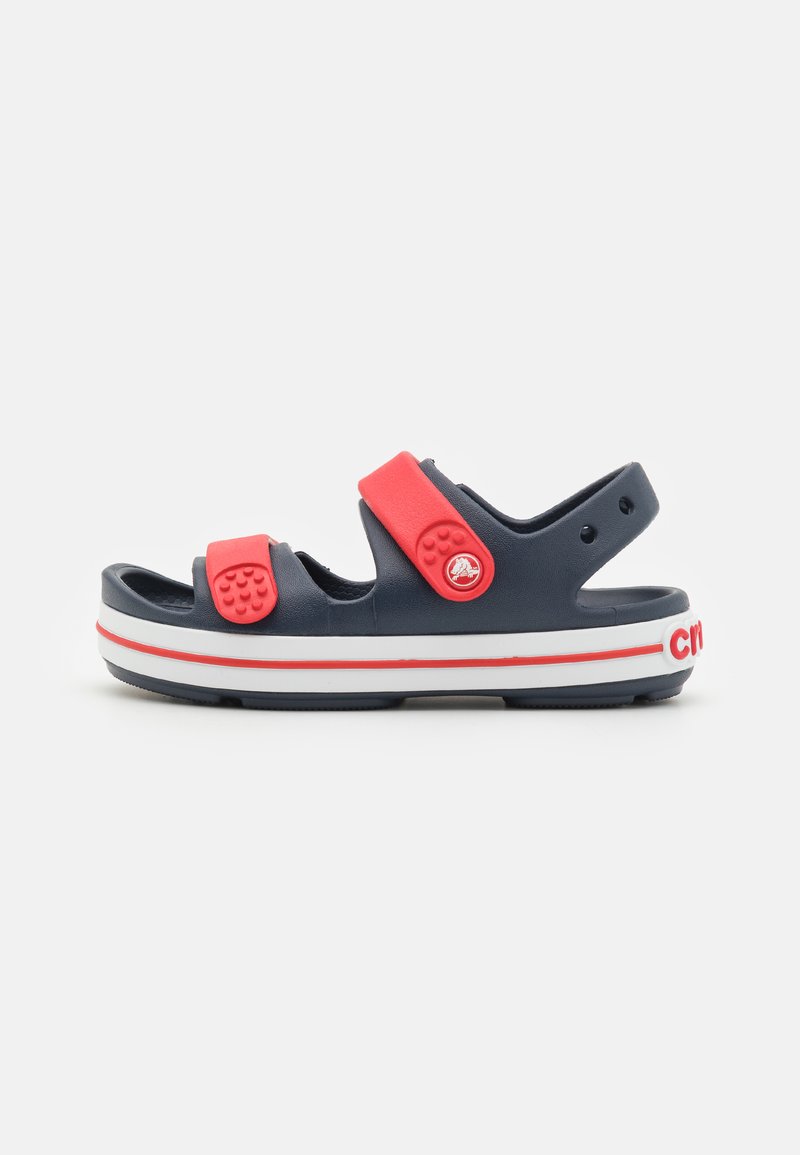 Crocs - CROCBAND CRUISER UNISEX - Rantasandaalit - navy/varsity red, Suurenna