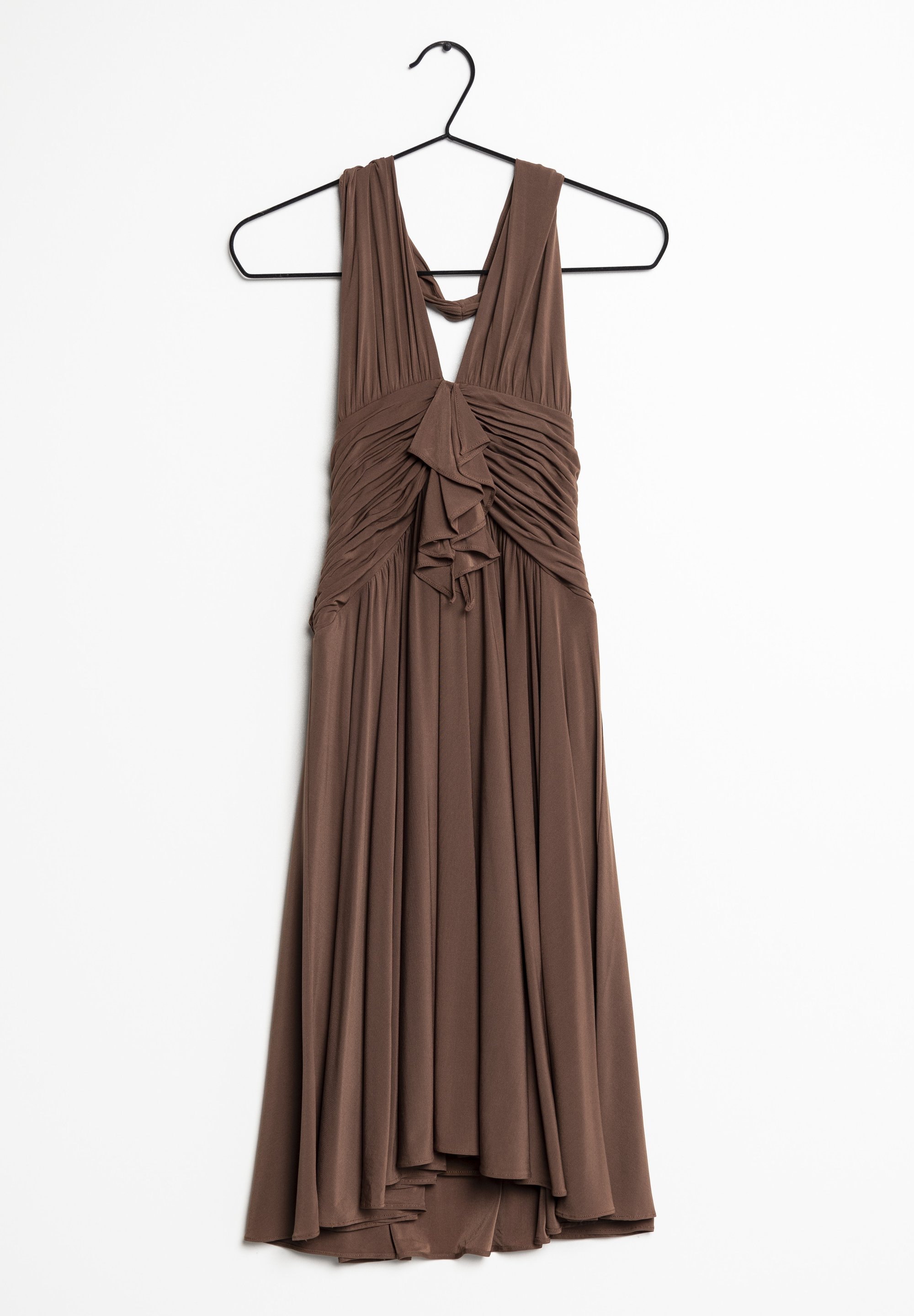 bcbgmaxazria brown dress The Fall 2025 collection channels the nocturnal energy of a city in fluxsaturated in deep crimsons, midnight blues, molten golds, and burnished metallics that catch and dissolve the light with each Constructed with 100% polyester and lined with 88% polyester and 12% spandex Bcbgmaxazria Back Twist Halter Gown