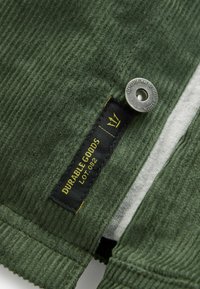 Next HOODED - REGULAR FIT - Lengva striukė - green