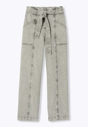 Pantalon en denim gris clair avec une taille élastique haute, un lien en tissu et deux grandes poches avant. Le design présente des jambes droites et des coutures minimales.