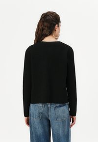 Vero Moda VMMARINA O NECK BOO - Gilet - black