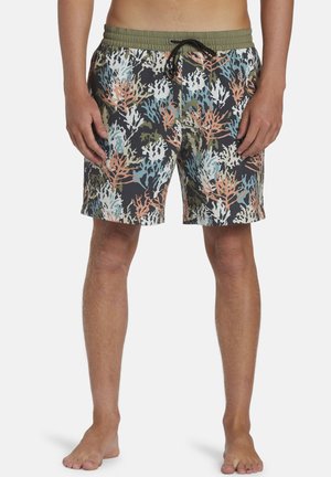 Badeshorts mit einem mehrfarbigen Korallenmuster in Blau, Pink und Grün auf schwarzem Hintergrund, mit elastischem Bund und Kordelzug.