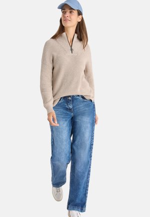 - Sweter