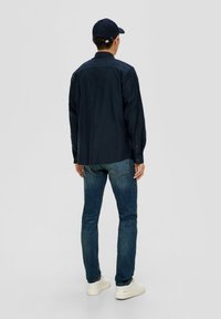 s.Oliver REGULAR  BUTTON-DOWN - Overhemd - navy