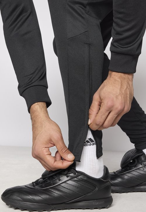adidas Trainingsanzug 'Tiro 26 Essentials' — photo 4