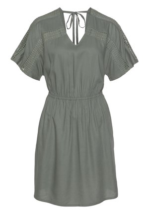Abito verde fluido con scollatura a V, vita elastica e maniche corte con dettagli in pizzo sui gomiti. Tessuto morbido al tatto.