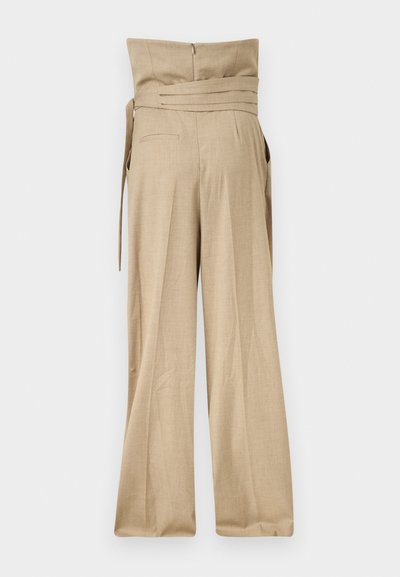 Μπεζ παντελόνι ψηλόμεσο με φαρδιά πόδια, διαθέτει πλισέ ζώνη και φερμουάρ στο πίσω μέρος, με πλαϊνές και πίσω τσέπες.