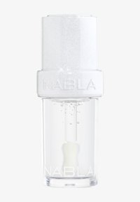 Bouteille en verre transparent avec un capuchon pailleté blanc, comportant un applicateur blanc à l'intérieur. Logo "NABLA" affiché en évidence sur le bas de la bouteille.
