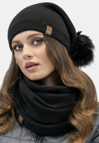 Vivisence Snood - black