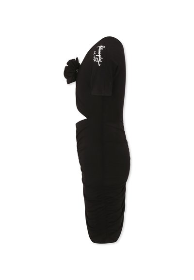 Abito nero aderente con una manica corta, texture a pieghe e un'apertura laterale. Presenta un'accaento floreale sulla manica.