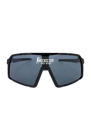 Schwarze Wraparound-Sonnenbrille mit dunklen Gläsern und weißem "Boxeur des Rues" Logo sowie Boxersilhouette in der Mitte.