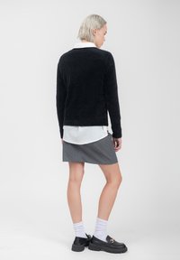 INFLUENCER CREW-NECK - Maglione - black